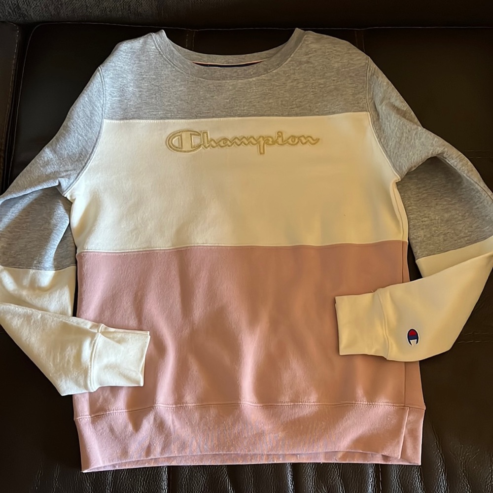 Champion sweatshirt woman’s sz S pink colorblock crewneck